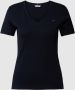 Tommy Hilfiger T-shirt SLIM CODY RIB V-NECK SS met een stijlvol logoborduursel - Thumbnail 1