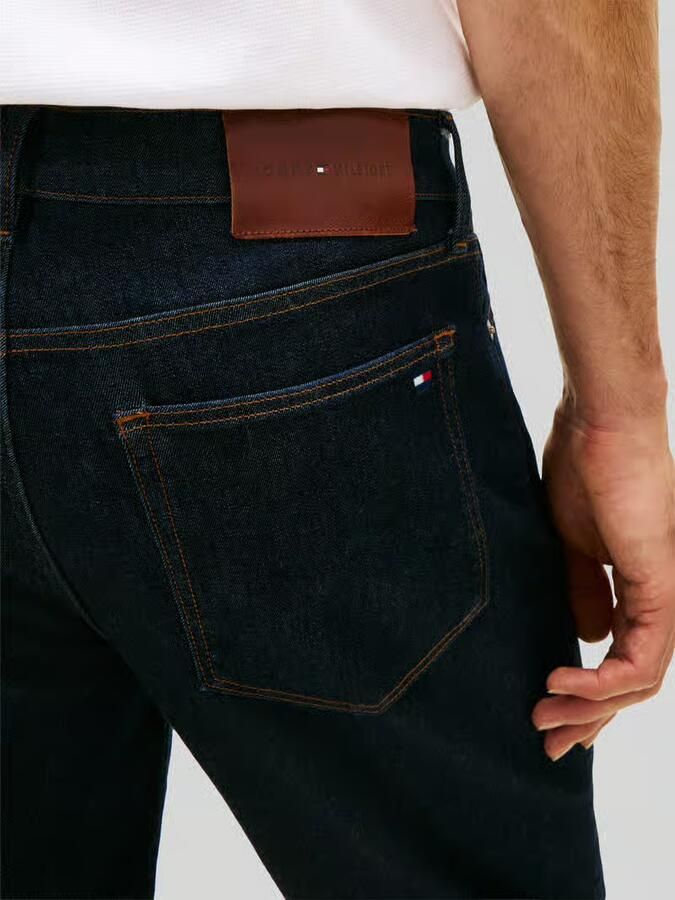 Tommy Hilfiger regular fit jeans van katoenmix in 5-pocketmodel model 'DENTON'
