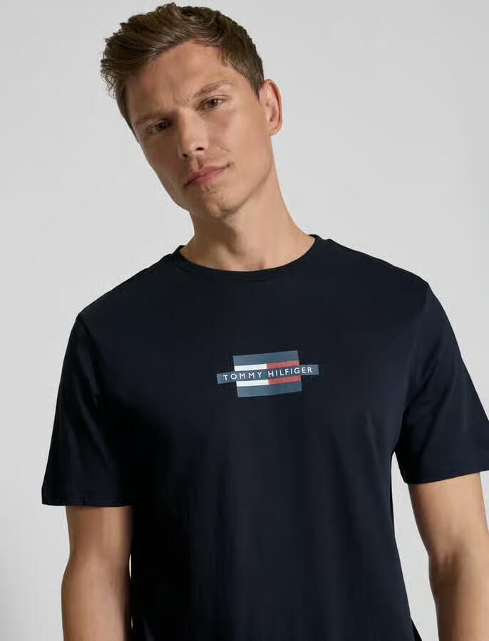 Tommy Hilfiger Shirt met korte mouwen FLAG BOX TEE Met een ronde hals - Foto 2