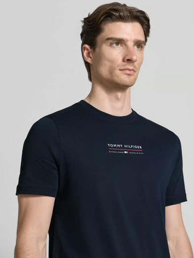 TOMMY HILFIGER Heren Polo's & T-shirts Brand Love Lockup Tee Donkerblauw - Foto 8