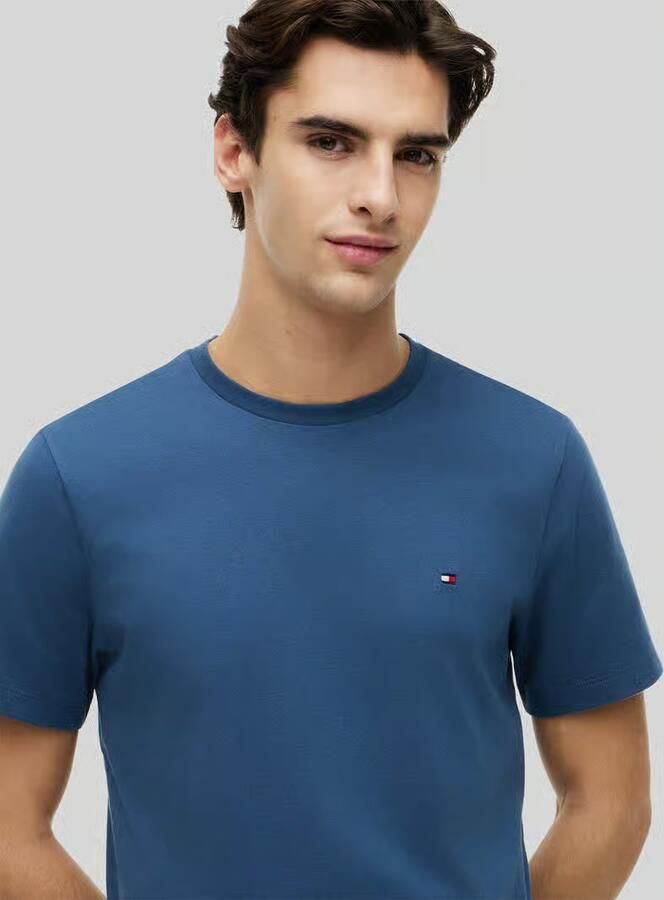 Tommy Hilfiger T-shirt ESSENTIAL REG FIT SOLID TEE met borduursel en ronde hals - Foto 15