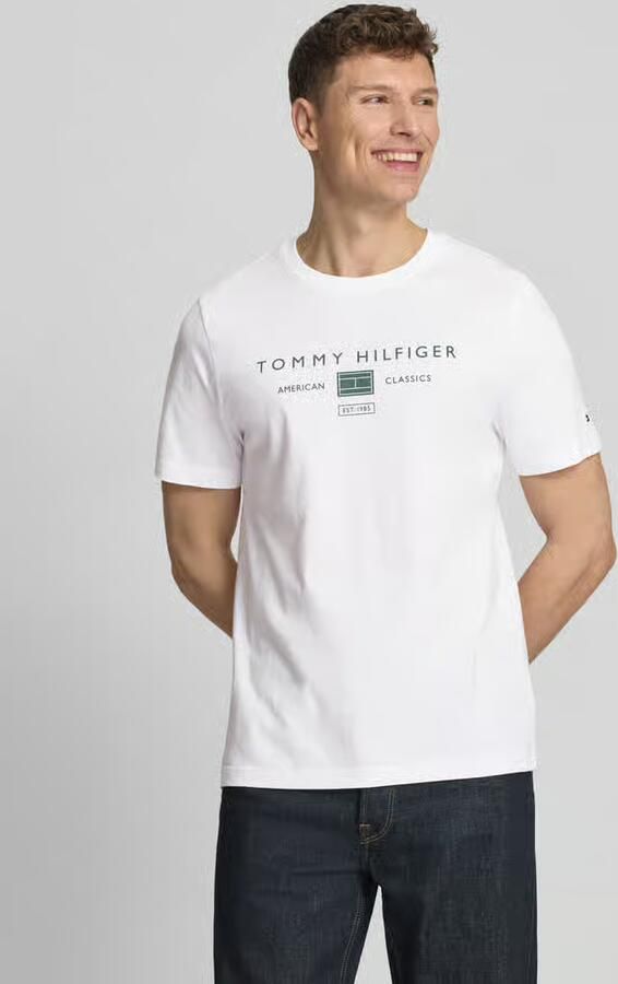 Tommy Hilfiger T-shirt Korte Mouw BRAND LOVE MONO STACK TEE - Foto 3