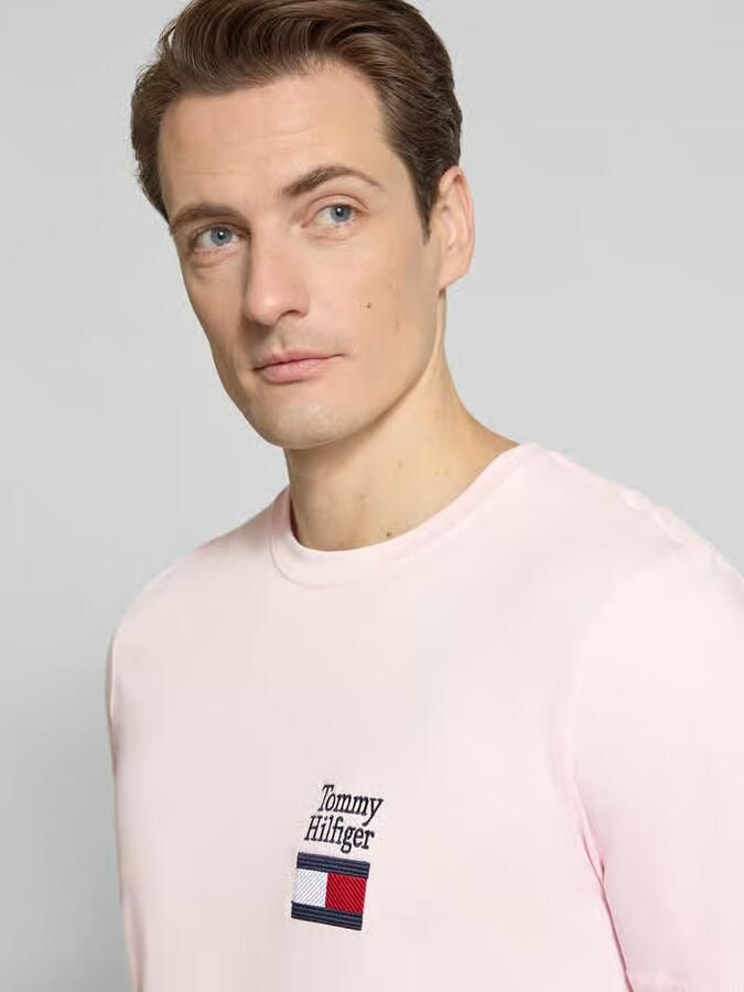 Tommy Hilfiger Regular fit T-shirt van puur katoen model 'BRAND LOVE TEXT'