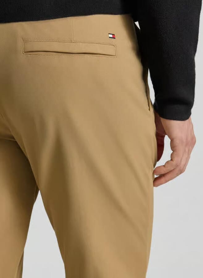 Tommy Hilfiger Regular leg broek van ademend materiaal model 'DENTON' - Foto 2