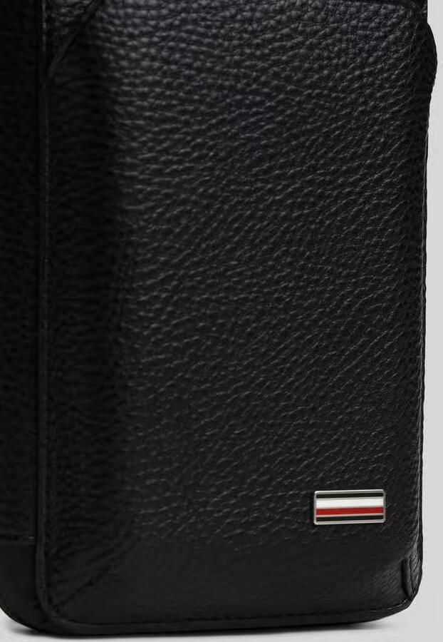 Tommy Hilfiger schoudertas met logo-applicatie
