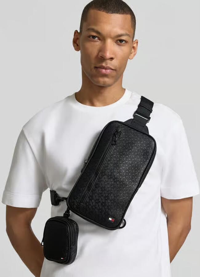 Tommy Hilfiger Schoudertas met logodetail model 'EMBOSSED FLAG SLING' - Foto 2