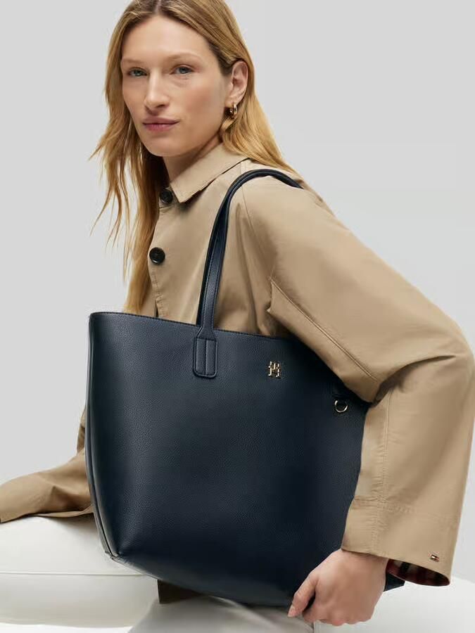 Tommy Hilfiger Shopper met ritsvak en hanger voor kleinigheden - Foto 2