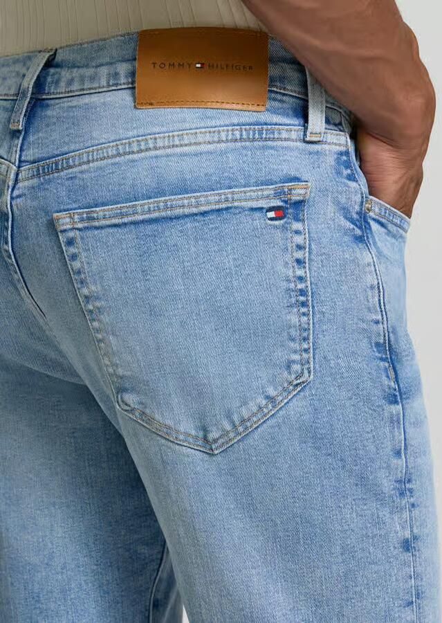 Tommy Hilfiger slim fit straight jeans van katoenmix model 'DENTON'