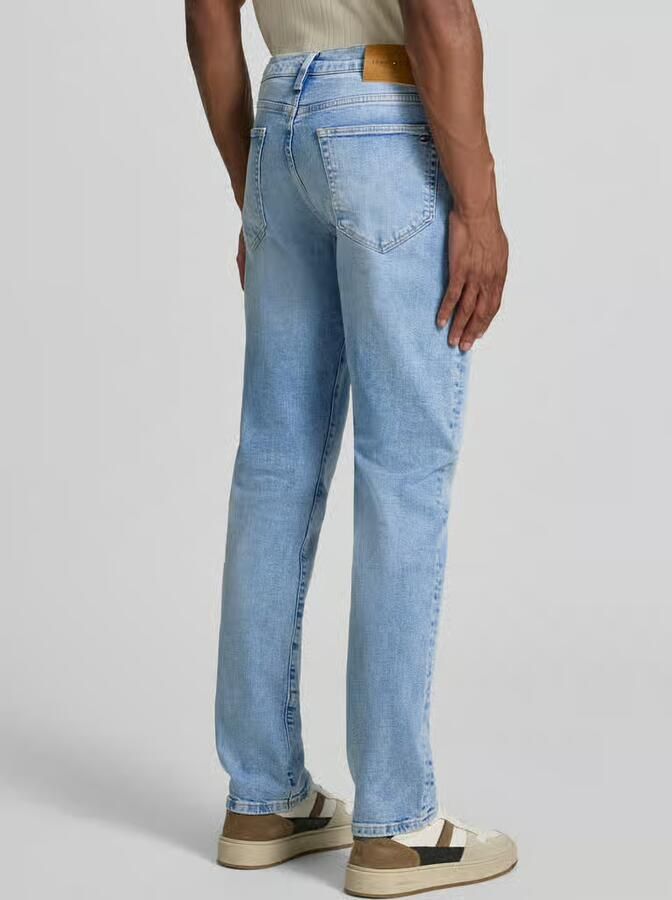 Tommy Hilfiger slim fit straight jeans van katoenmix model 'DENTON'