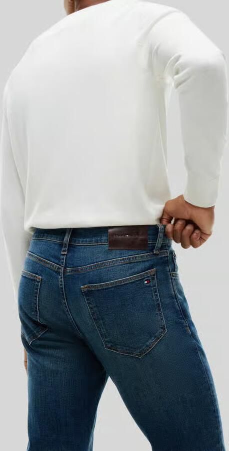 Tommy Hilfiger straight fit jeans van katoenmix model 'DENTON SLIM STRAIGHT JONE'