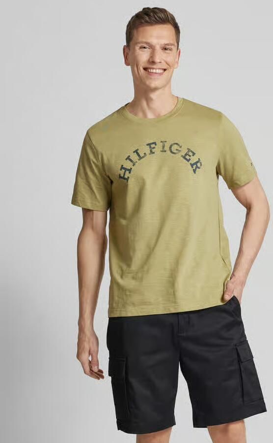 Tommy Hilfiger T-shirt met printopdruk faded olive - Foto 2