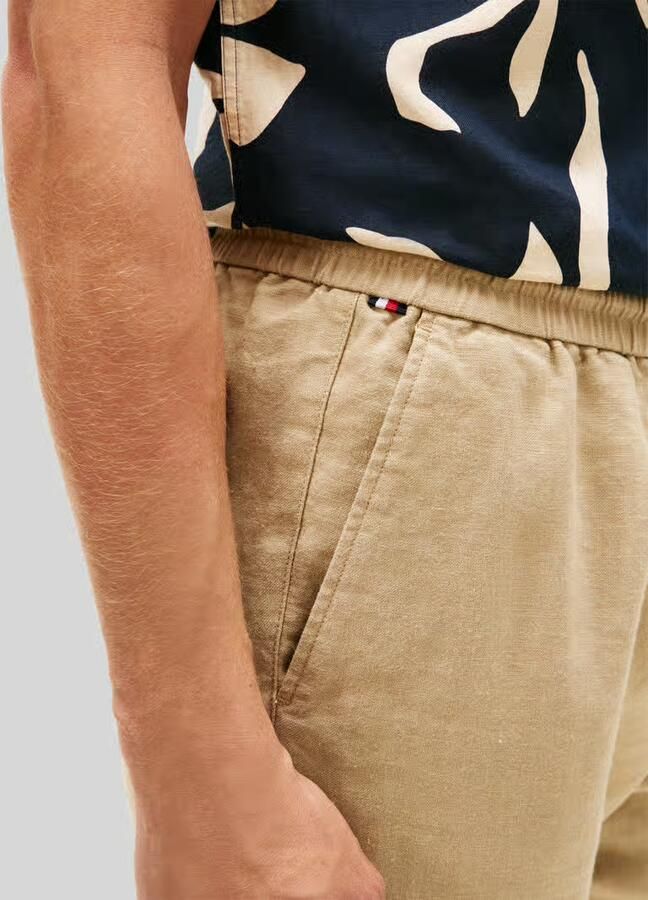 Tommy Hilfiger Tapered chino van linnenmix met trekkoord model 'HARLEM' - Foto 9