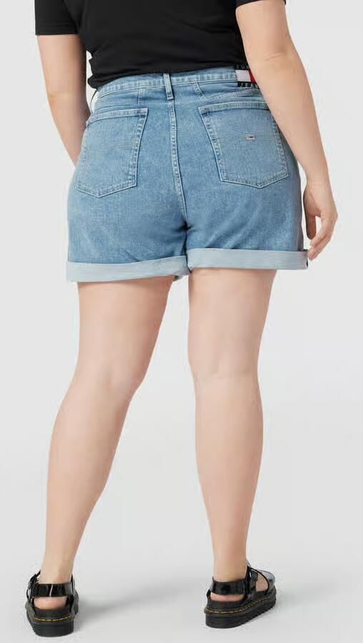 Tommy Jeans Curve Short CRV MOM SHORT BF6131 met tommy hilfiger logobadge
