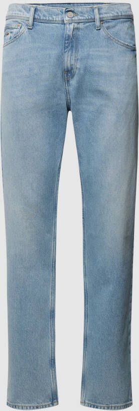 Tommy Jeans Relaxed straight fit jeans met logostitching model 'ETHAN'