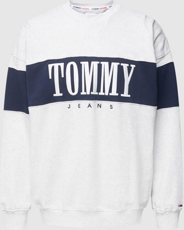 Tommy Jeans Sweatshirt in colour-blocking-design model 'REG AUTHENTIC BLOCK'