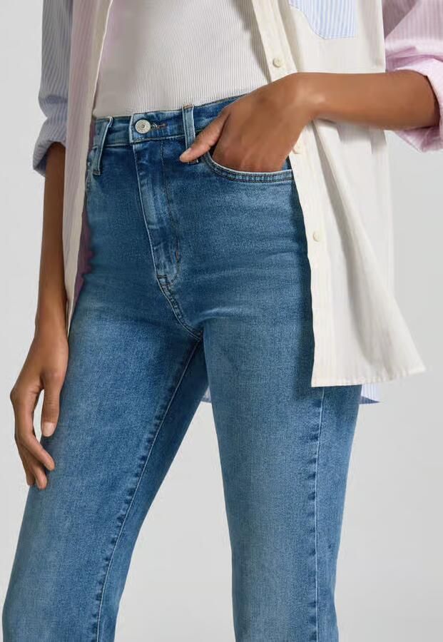 TOMMY JEANS Bootcut jeans SYLVIA HGH FLR BI1267 Wijd pijpform en logo borduursel op de achterzak - Foto 14