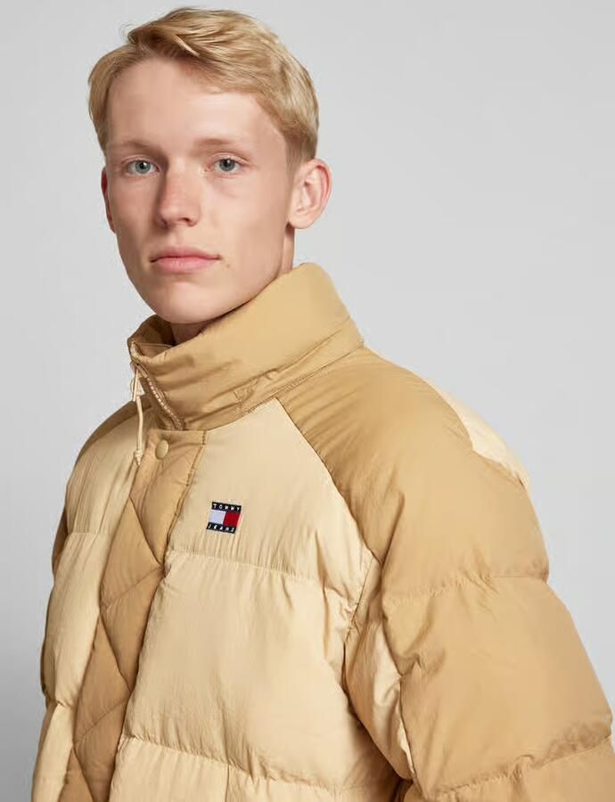 Tommy Jeans Gewatteerde jas met capuchon