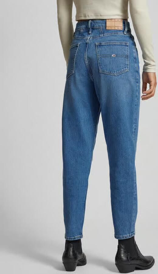 TOMMY JEANS Tapered jeans High waist Mom-Jeans Tapered In 5-pocket-stijl en licht uitgewassen