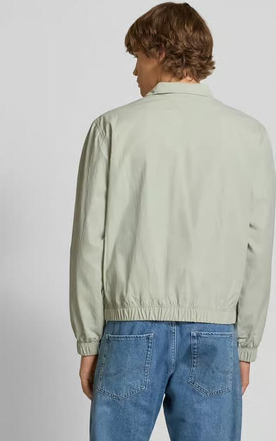TOMMY JEANS Jack in collegestijl TJM ESSENTIAL JACKET EXT Vrijetijdsjas overgangsjas katoenen twill jas - Foto 5
