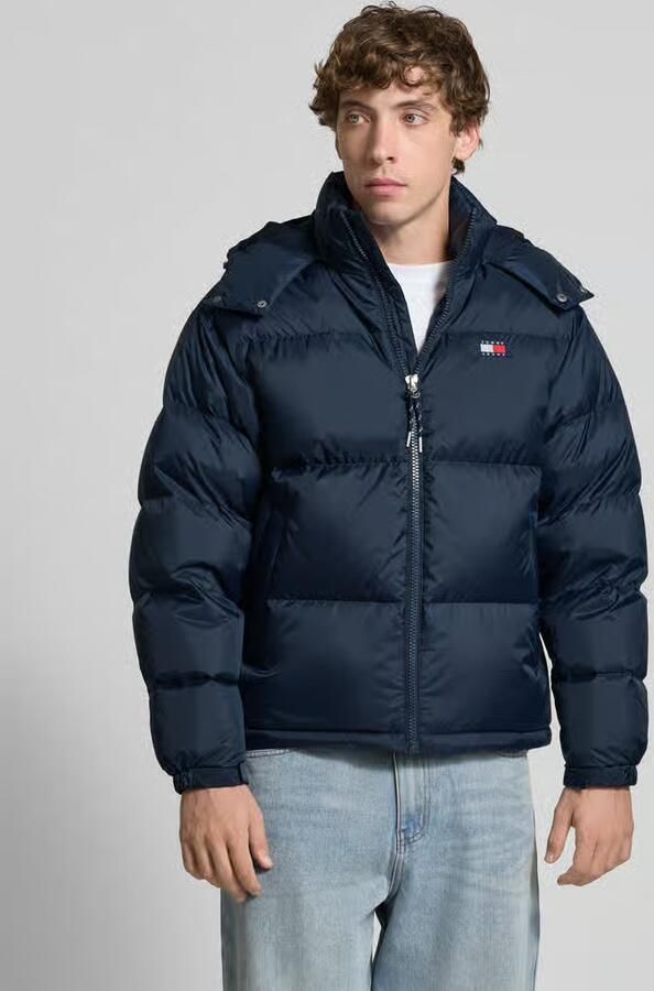 Tommy Jeans Regular fit gewatteerd jack met vulling van dons en veren model 'ALASKA' - Foto 3