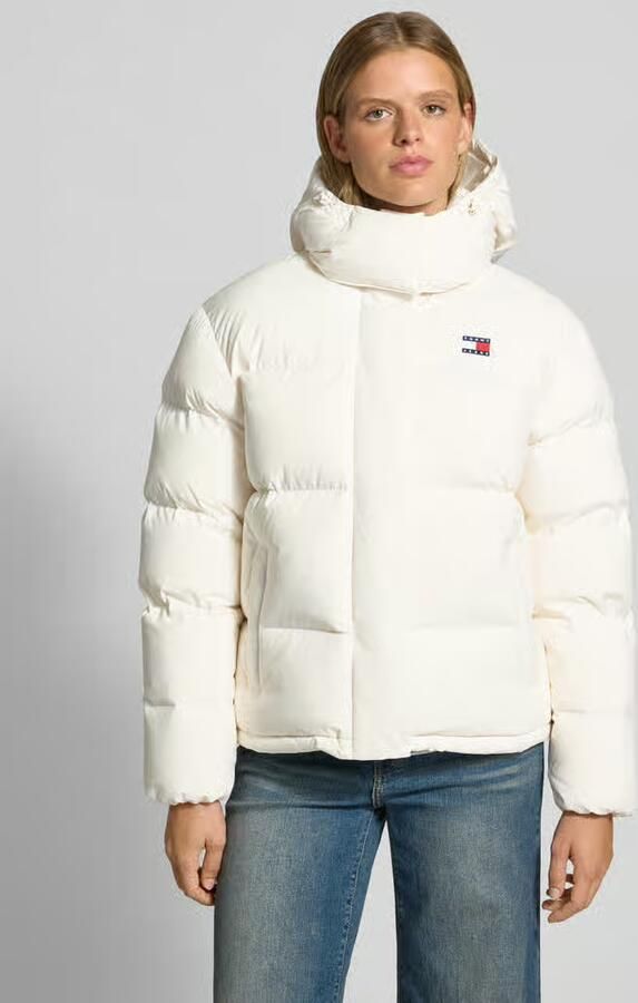 Tommy Jeans Regular fit gewatteerd jack met afneembare capuchon - Foto 3