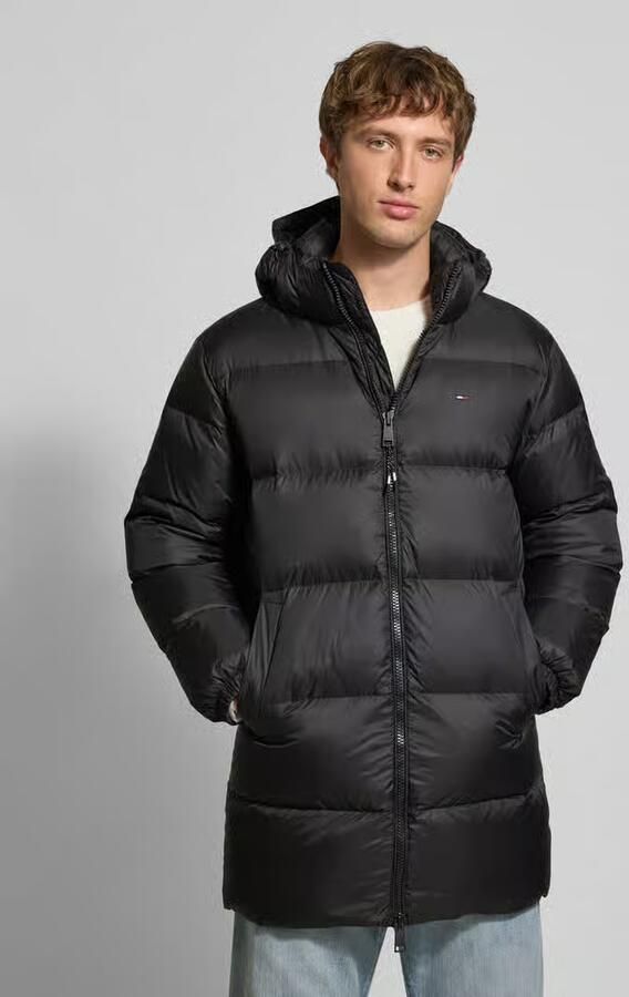 TOMMY JEANS Gewatteerde jas TJM ESSENTIAL DOWN PARKA Donzen jas overgangsjas met capuchon - Foto 7