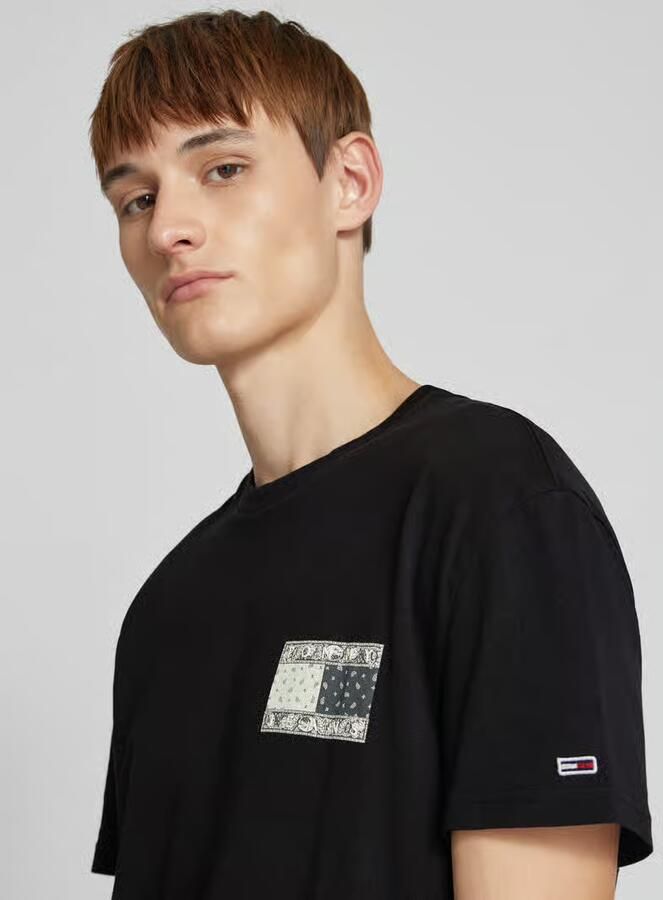 TOMMY JEANS Shirt met korte mouwen TJM REG PAISLEY FLAG TEE EXT