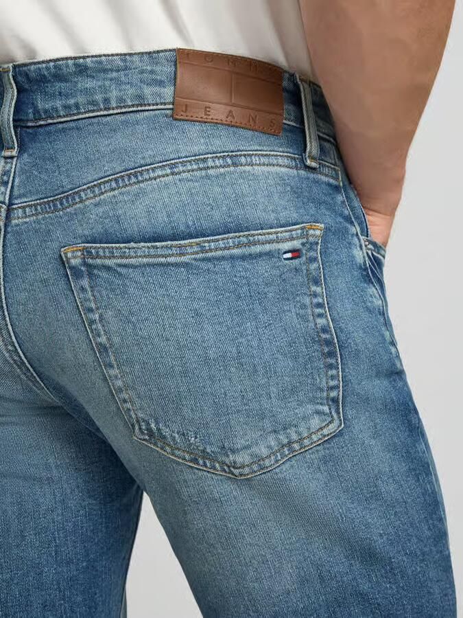 Tommy Jeans slim fit jeans van katoenmix model 'SCANTON SLIM' - Foto 5