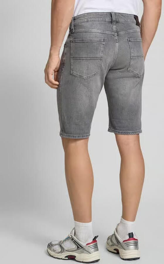 Tommy Jeans Slim fit korte jeans van katoenmix model 'RONNIE' - Foto 2