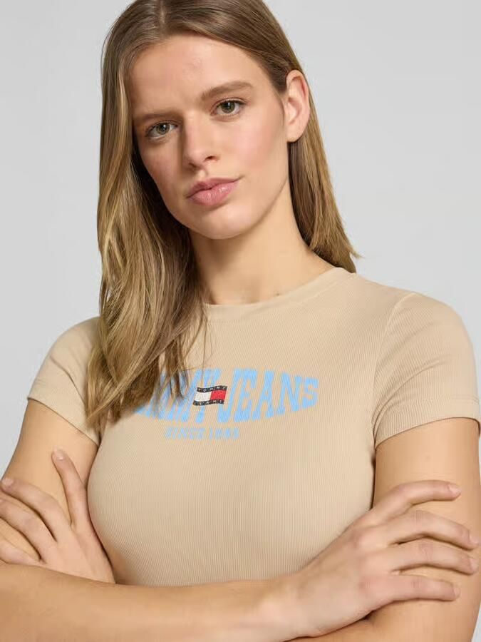 Tommy Jeans Slim fit T-shirt van katoenmix