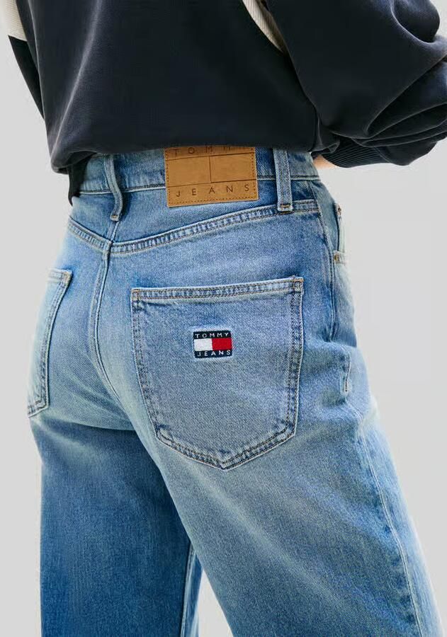 Tommy Jeans straight fit jeans van katoenmix model 'LAYLA' - Foto 3