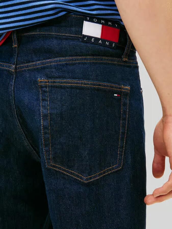 Tommy Jeans straight fit jeans van katoenmix model 'Otis' - Foto 3