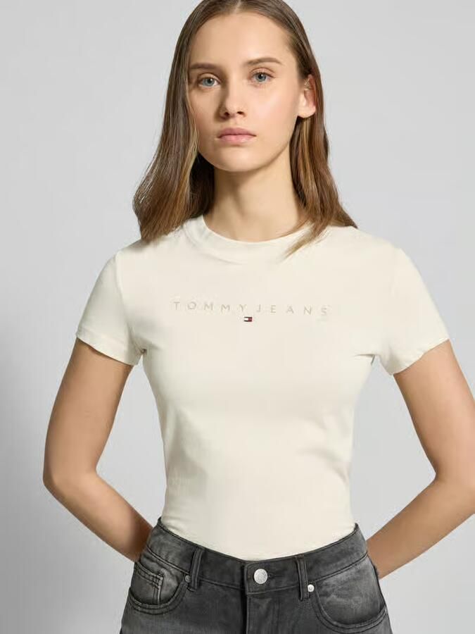Tommy Jeans Versleten high-waisted denim shorts Beige Dames - Foto 8