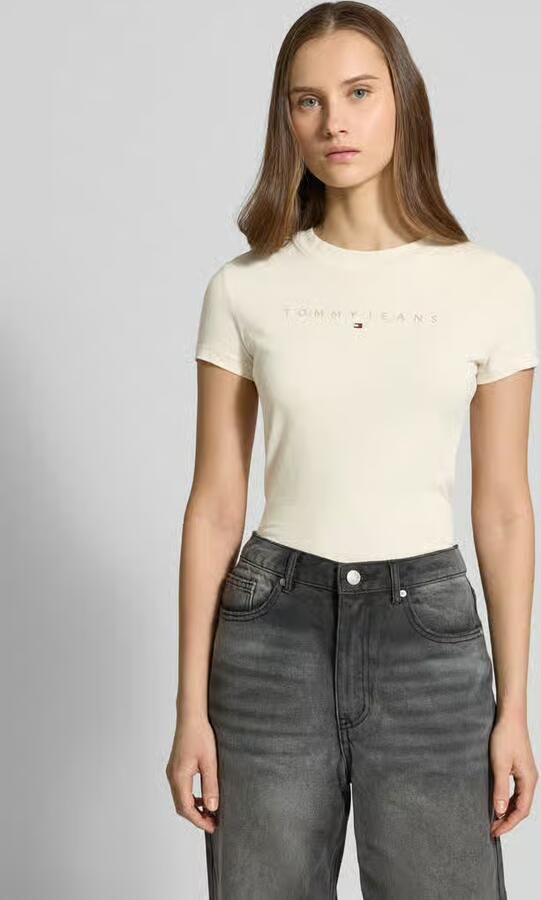 Tommy Jeans Versleten high-waisted denim shorts Beige Dames - Foto 9