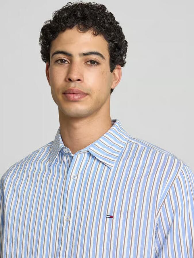 Tommy Jeans vrijetijdsoverhemd in relaxed fit van mix van katoen en modal
