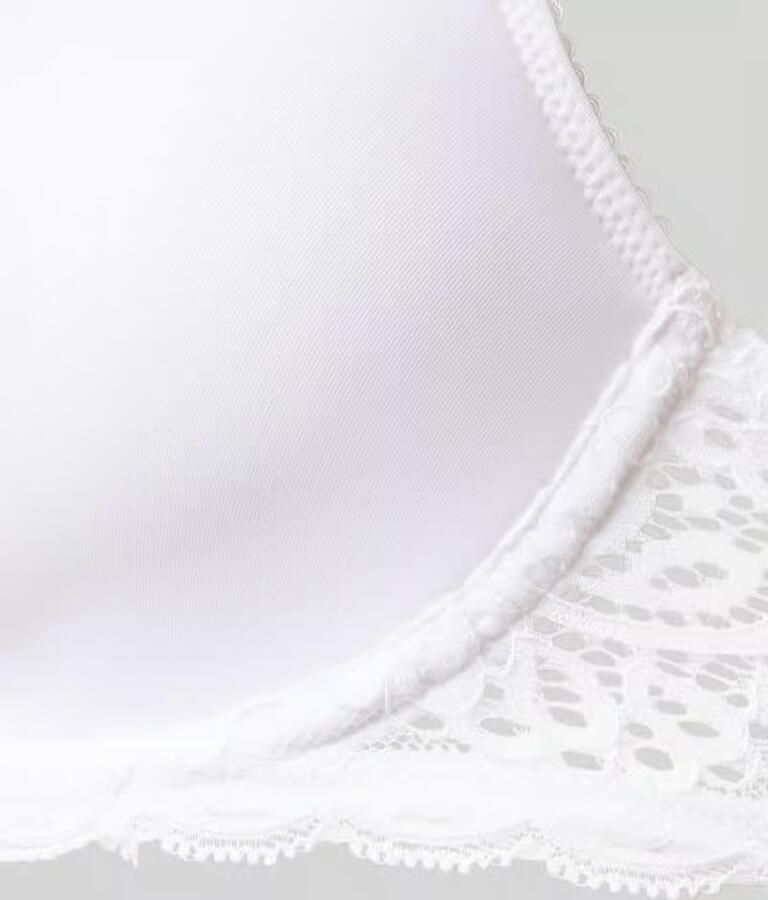 Triumph Beugel-bh Amourette Spotlight WHP X bloemenkant design lichte vulling vormende beugels
