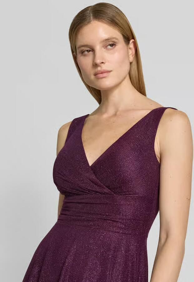TROYDEN COLLECTION Knielange cocktailjurk met V-hals