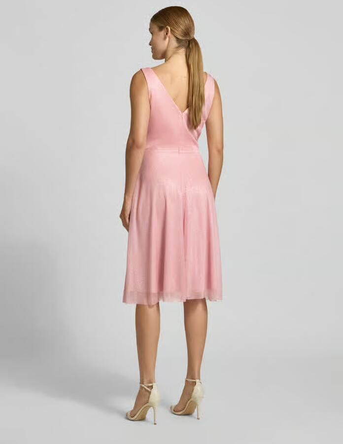TROYDEN COLLECTION Knielange cocktailjurk met V-hals