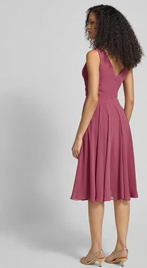 TROYDEN COLLECTION Knielange cocktailjurk van Chiffon met V-hals - Foto 3