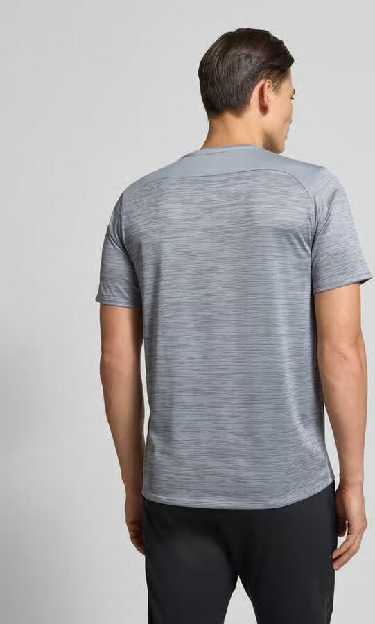 Under Armour Regular fit T-shirt met logoprint model 'Tech'