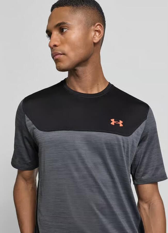 Under Armour Regular fit T-shirt met logoprint model 'Utility' - Foto 2