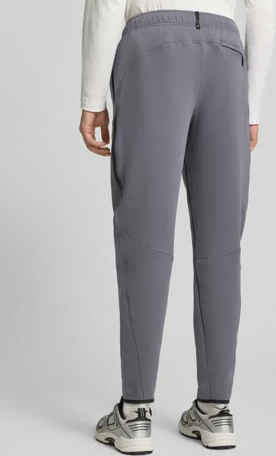 Under Armour Regular fit trainingsbroek met katoen-aandeel model 'Unstoppable' - Foto 3