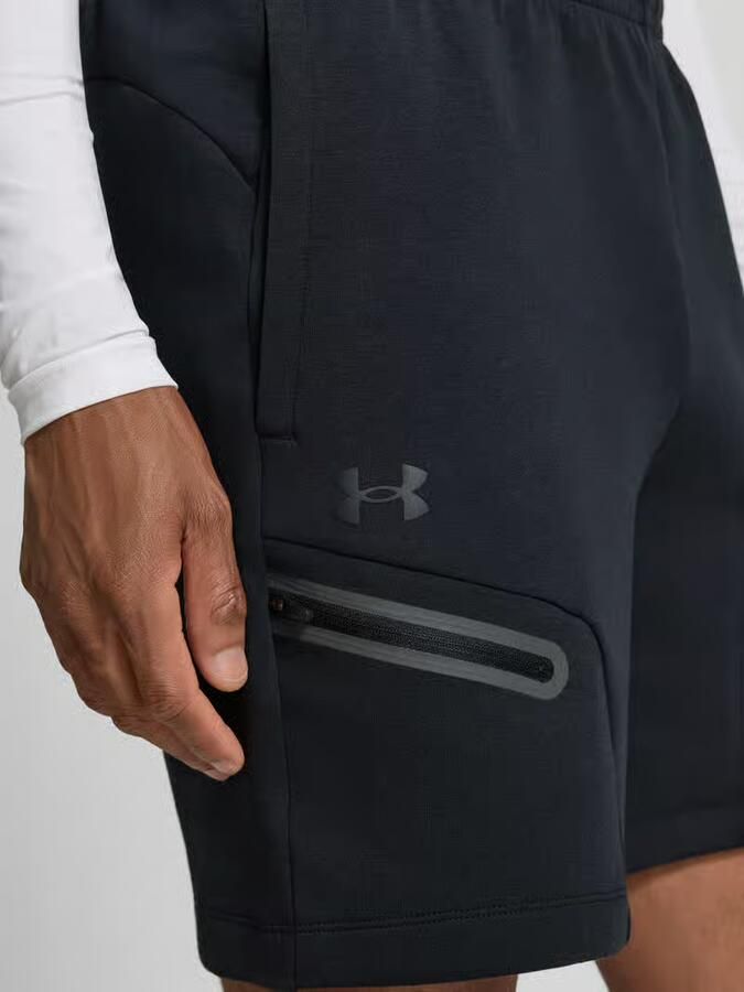 Under Armour Relaxed fit sweatshorts met logoprint model 'Unstoppable'
