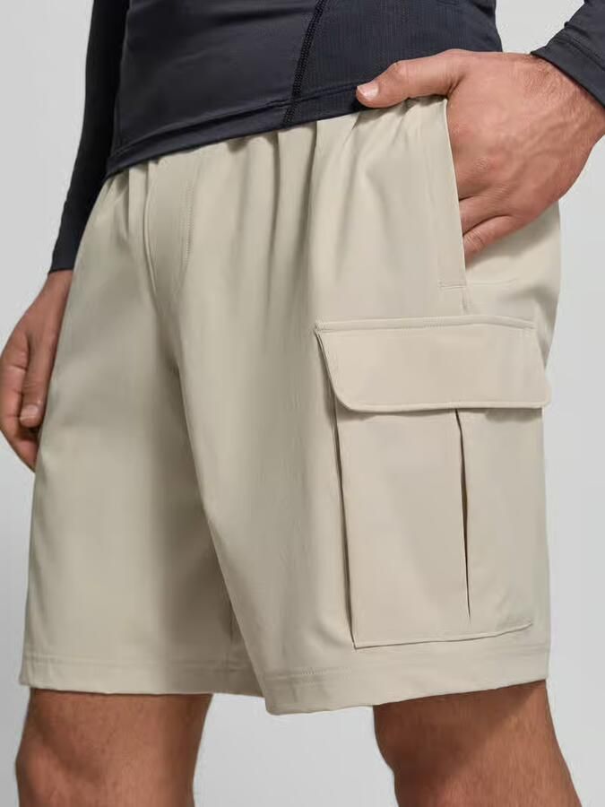 Under Armour Straight fit korte broek met cargozakken model 'Vibe' - Foto 2