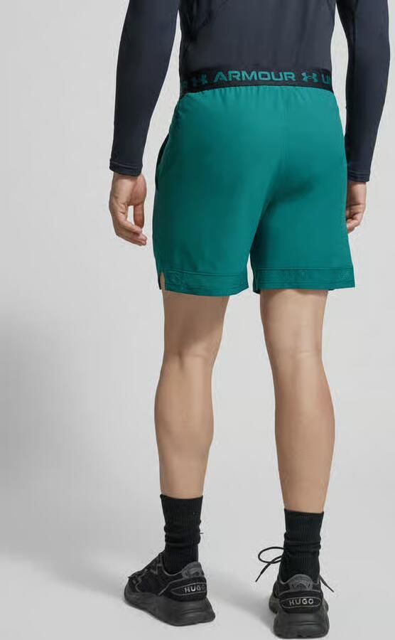 Under Armour Straight fit korte broek met Logoprint Model 'Vanish' - Foto 4