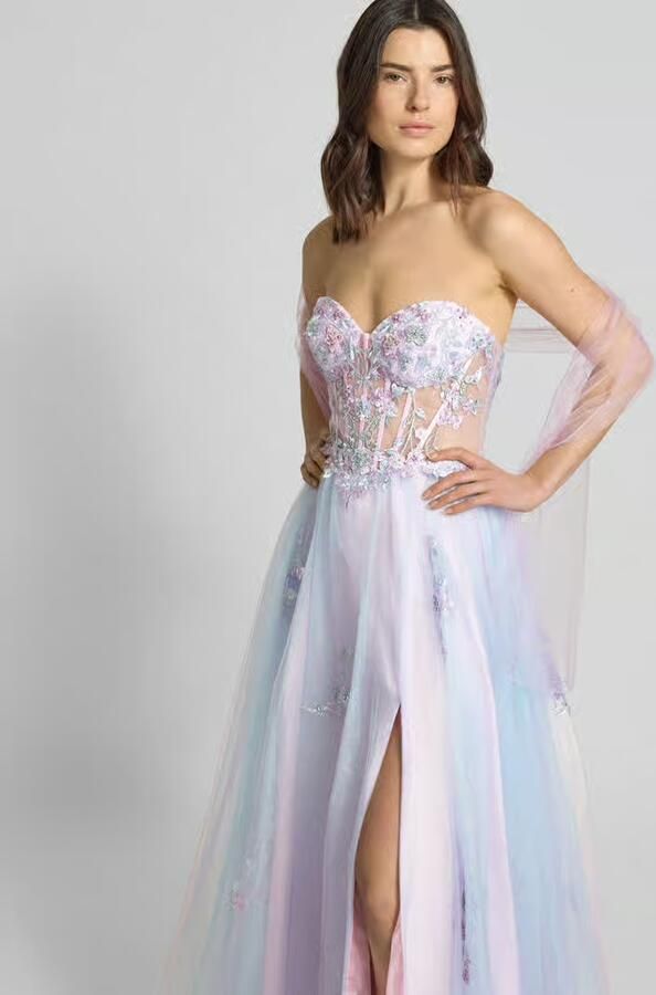 Unique Avondjurk van tule met stitchings - Foto 2
