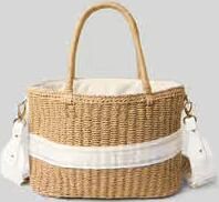Valentino Bags Handtas in handtassenlook met labeldetail model 'BOHO'