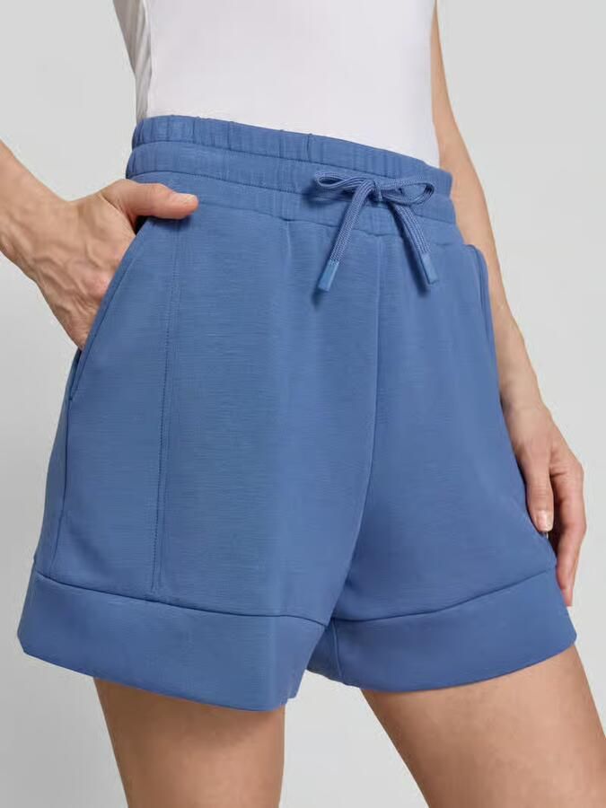 Varley Short met steekzakken model 'atrium'