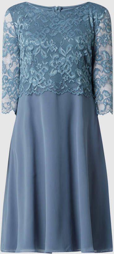 Vera Mont Cocktailjurk van kant en chiffon