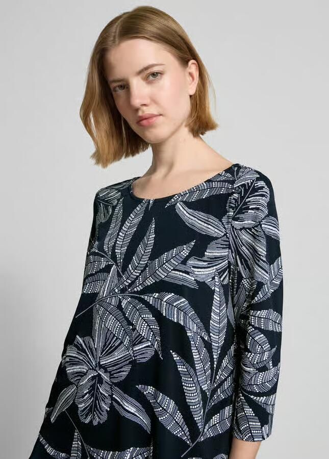 Vera Mont Blouseshirt met druppelvormige hals aan de achterkant